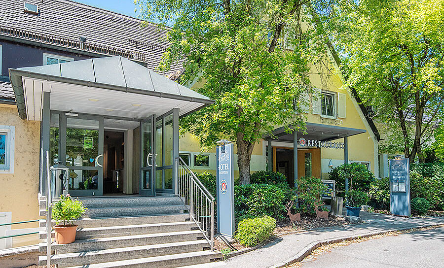 Langwieder See, Hotel Eingang 