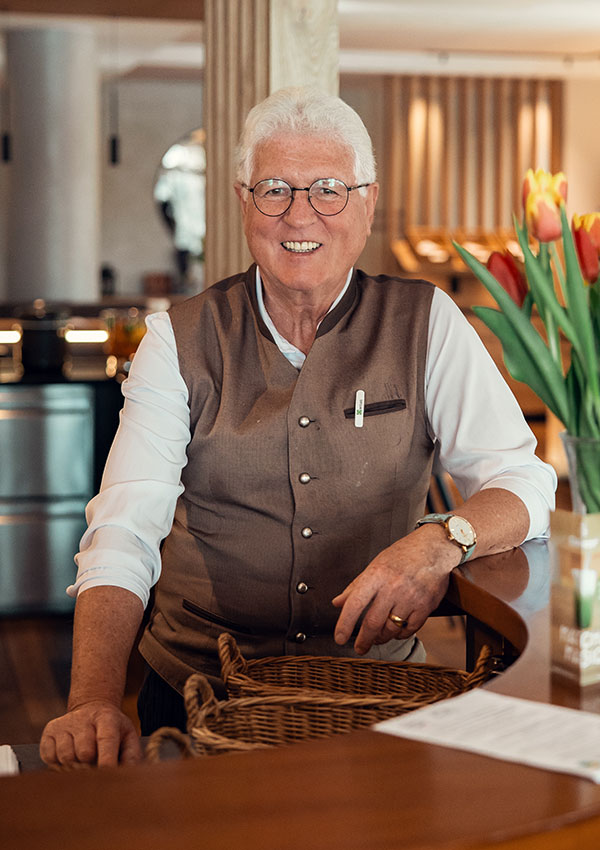 Langwieder See, Service